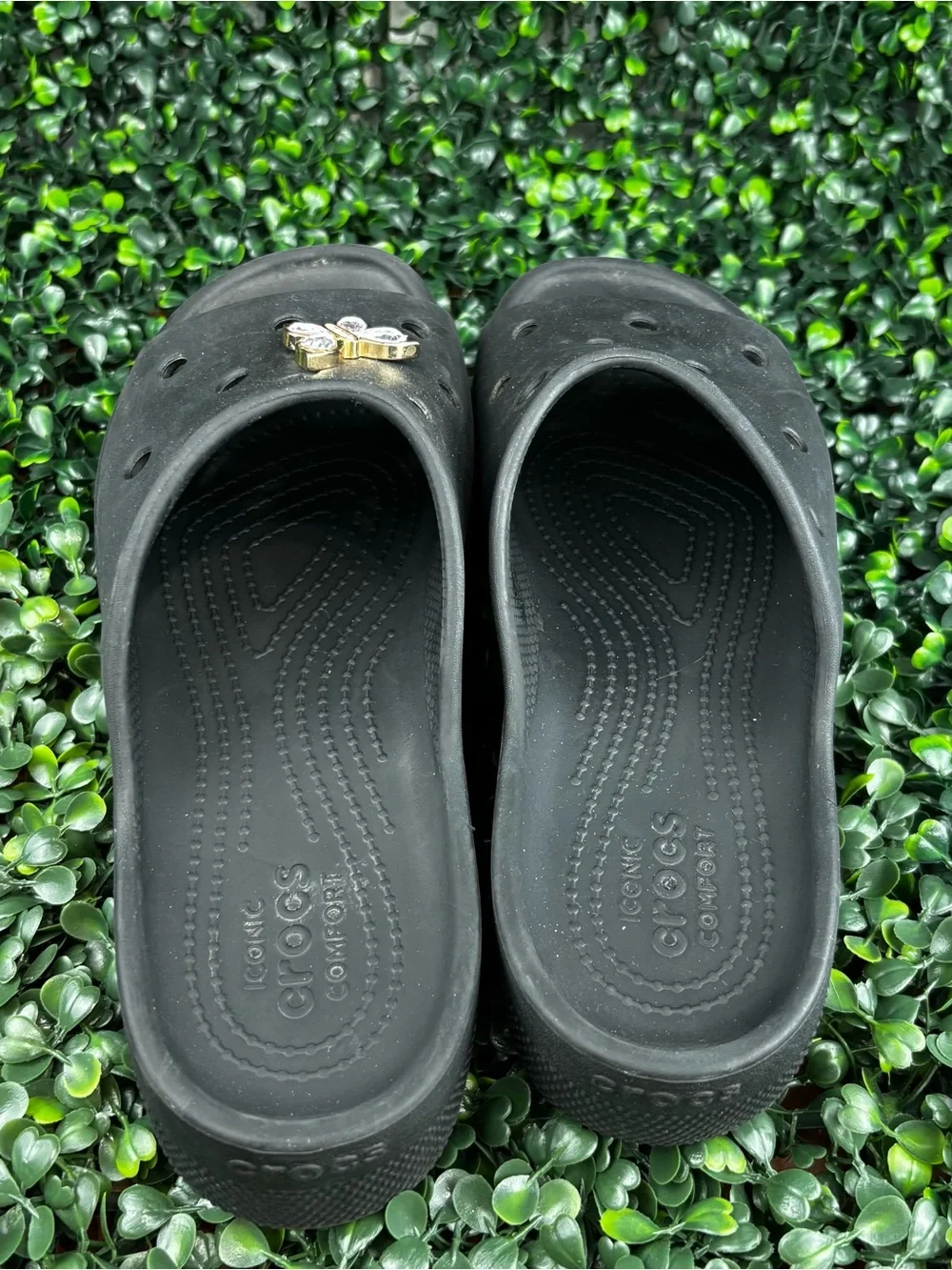 CROCS Black Casual Slip-On Clog
